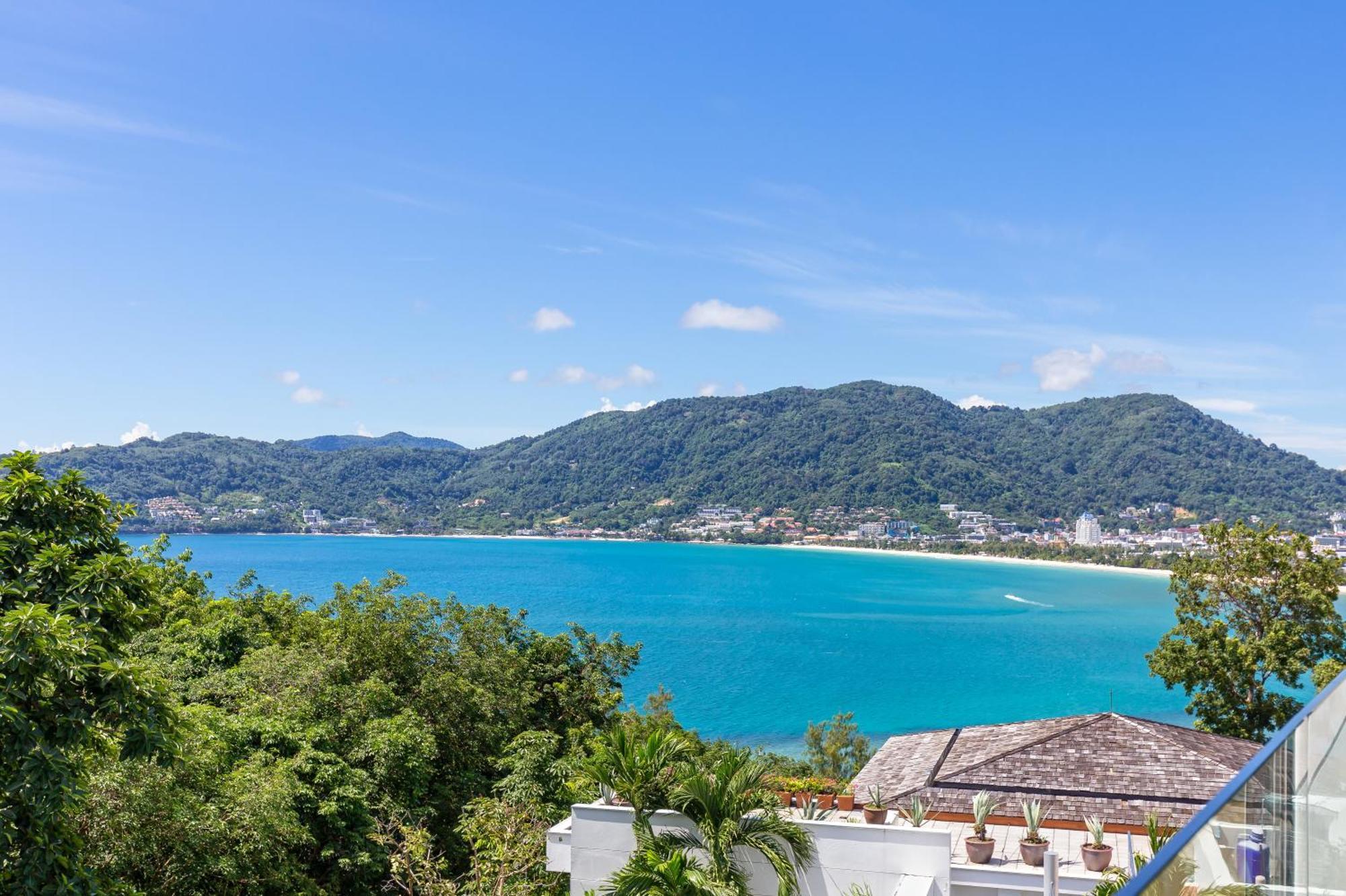 Sapphire Bay Luxury Patong, 811 Apartment