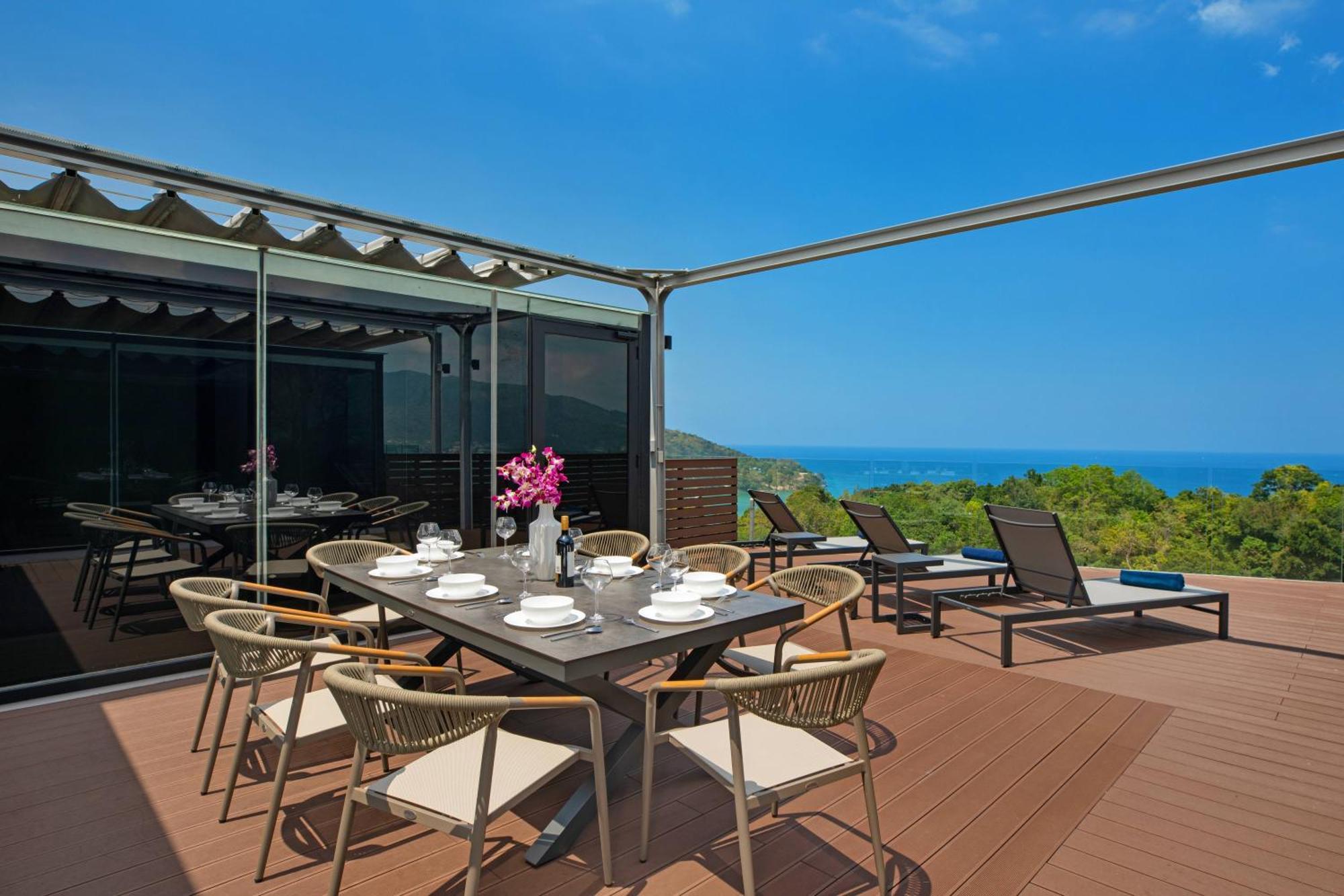 Sapphire Bay Luxury Patong, 811 Apartment